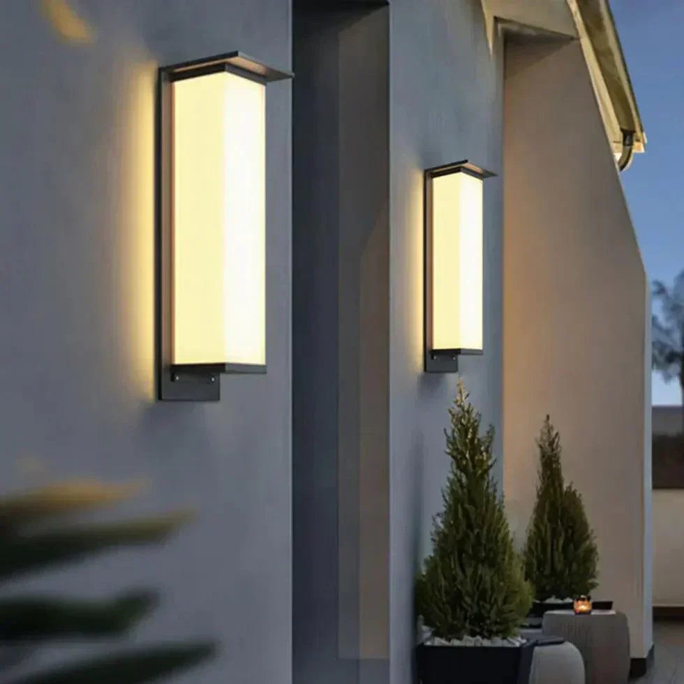 Solar Outdoor Wall Lamp