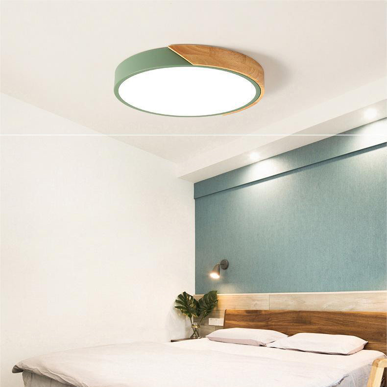 Circular LED Flush Mount Ceiling Light