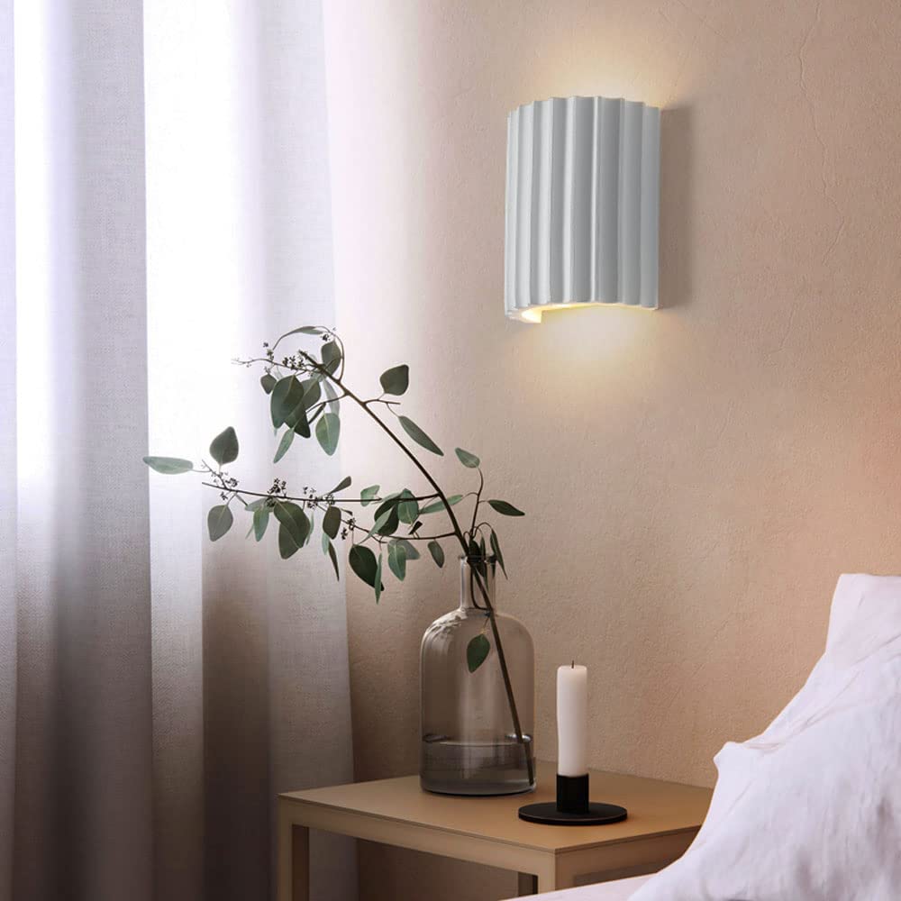 Semi-Circle LED Wall Light Fixture