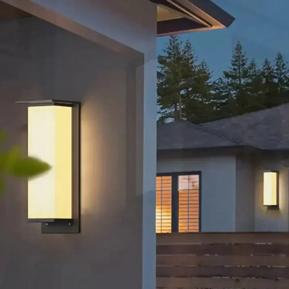 Solar Outdoor Wall Lamp