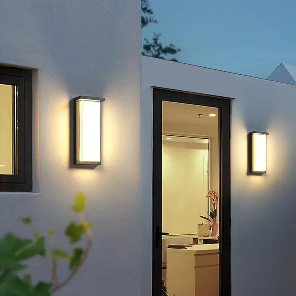 Solar-Powered Outdoor Wall Lanterns Garden Lighting